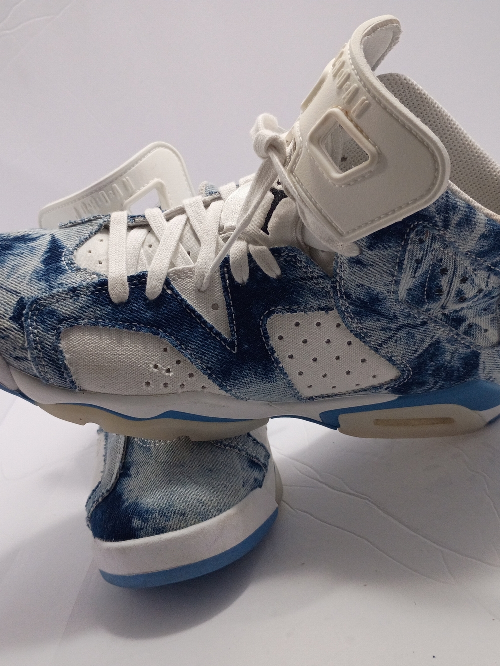 Nike Kids' Air Jordan Retro Denim White/Blue Sneakers